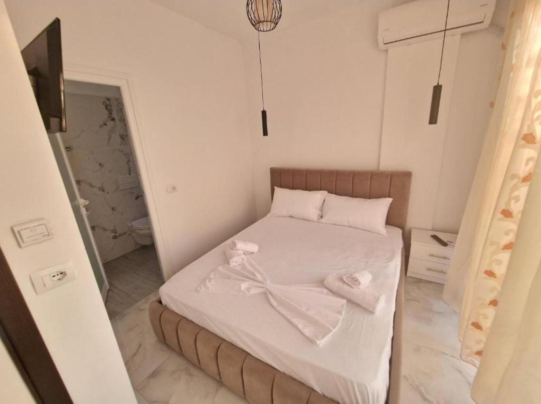 Hotell Blue Ksamil